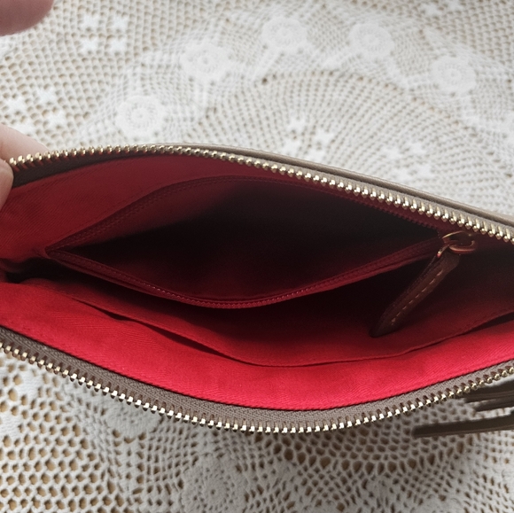 Dooney & Bourke Oyster Leather Wristlet/Clutch With Out Wrist Strap - Picture 7 of 10